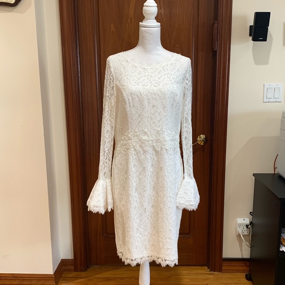 Nue by Shani White Lace Pearl Detailing Short Wedding Dress Size 14 - Picture 2 of 8